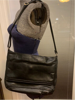 Women's Unbranded Black Leather Shoulder Bag One Size
